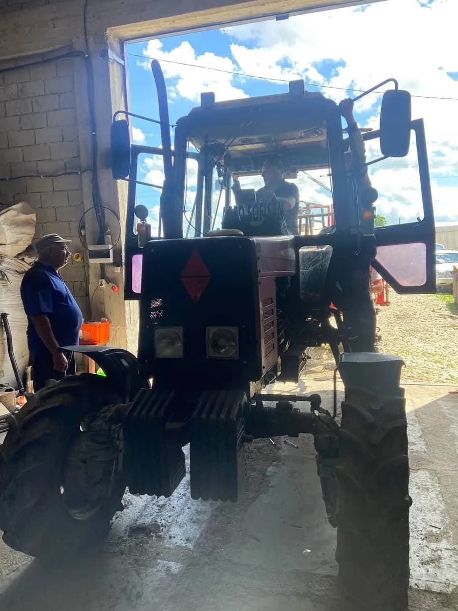 NanoSteer 210 GPS auto-steering system installed on MTZ 82 – Coteala, Briceni, Moldova